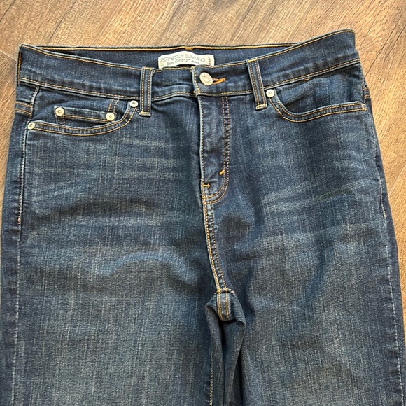 Levi's 512 Women’s Size 10P short Perfectly Slimming Boot Cut Jeans Hemmed - Picture 2 of 15